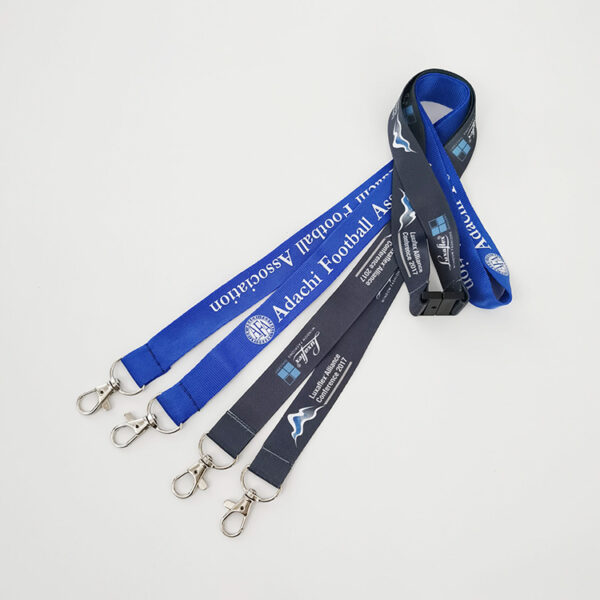 lanyard with clear holde - Image 2